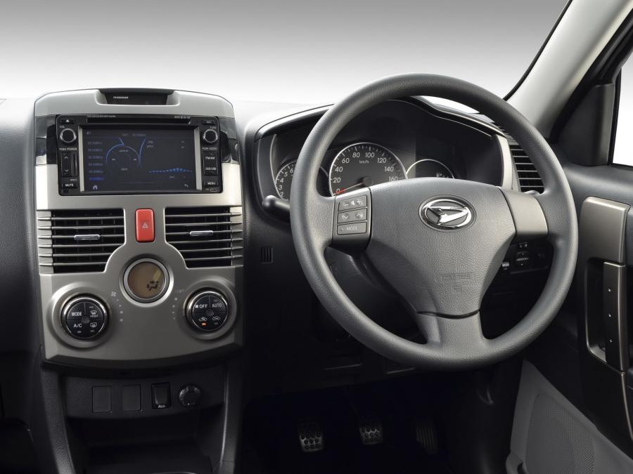  Daihatsu Terios Diva Deluxe 2013 года  (фото 4 из 5)